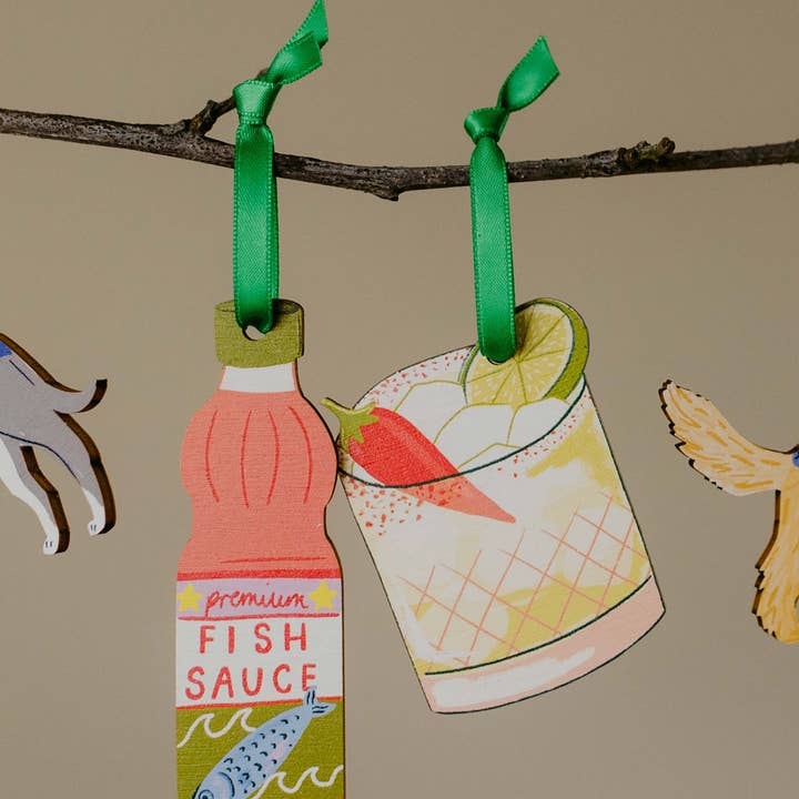 Laura Barnes Wholesale Ltd – wholesale Ornament – Spicy Margarita Cocktail Decoration1