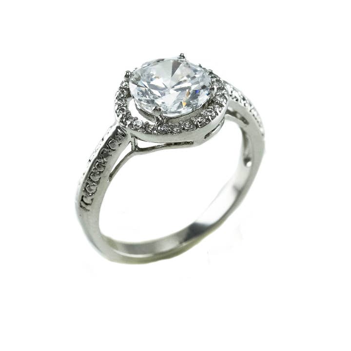 Anillo de compromiso redondo con circonitas cúbicas para venta al por mayor de NY Jewelry House