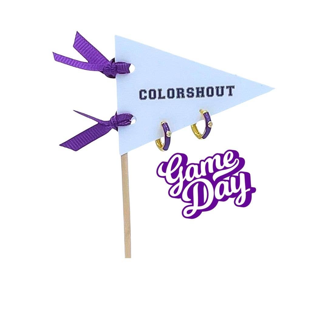 Color Shout - Vente Petits anneaux - Jour de match : Créoles Huggie aux couleurs de l'équipe sur un drapeau à fanion22