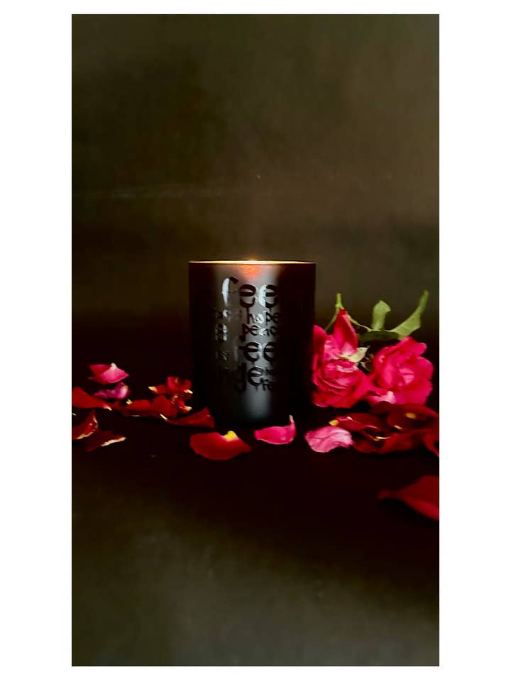 No. 6 Leather Rose 10oz soy blend candle BLK for wholesale by et al life
