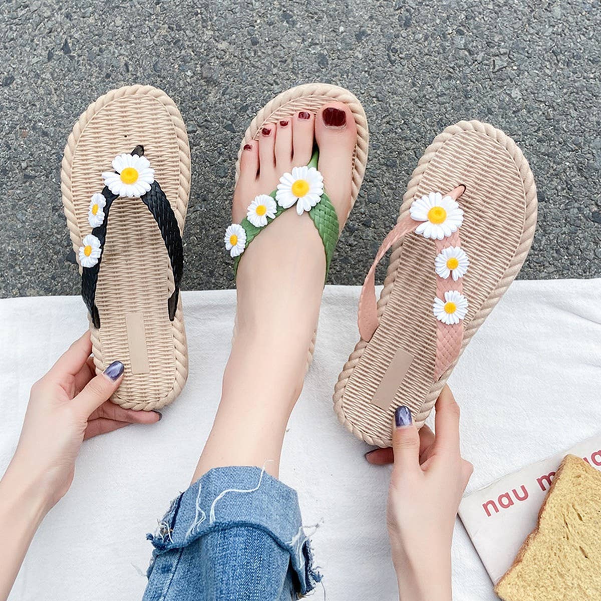 ACCITY - Wholesale Flip Flops - Women's - SUNFLOWER FLOWER SUMMER BEACH FLIP FLOPS_CWSHS06701