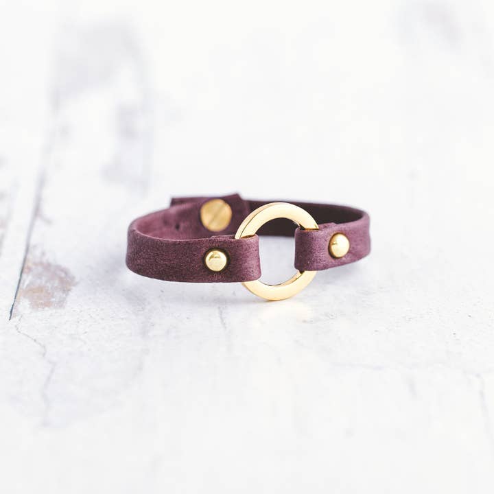 Giving Bracelets - Vente Bracelet jonc - Bracelet en cuir One Love - Doré1