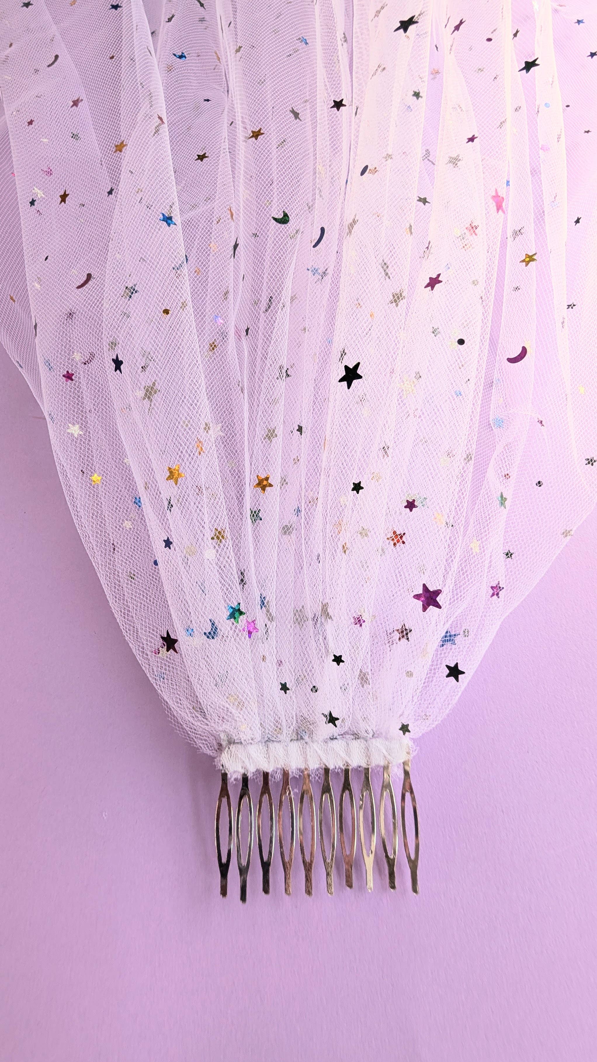 FashionMeme LLC - Vente Voile – femme - Mini voile de bachelorette multicolore confettis papillons étoiles8