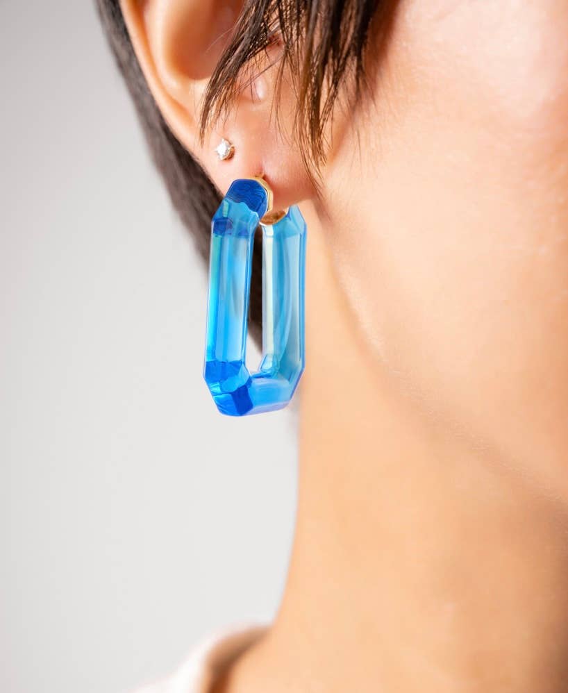 Gold & Honey – wholesale Hoop-örhängen – 1,5 ”Emerald Gem Hoop i blått4