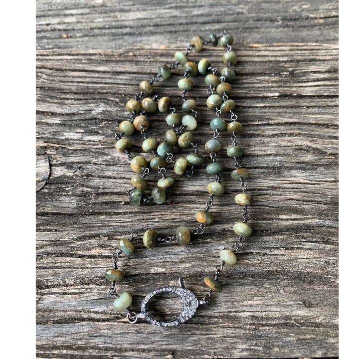 Collana in argento con perline a occhio di gatto con chiusura a piastrina in diamante per la vendita all'ingrosso da parte di ILISSA MICHELE JEWELRY