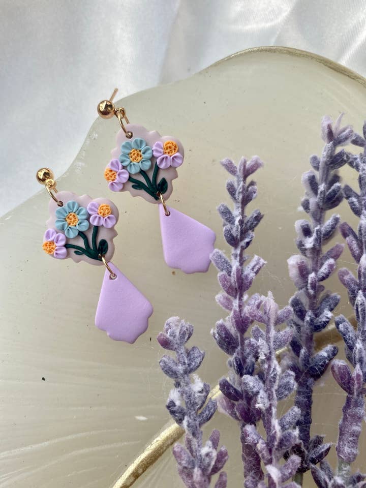 Elaine for wholesale by Rachel Ray Co