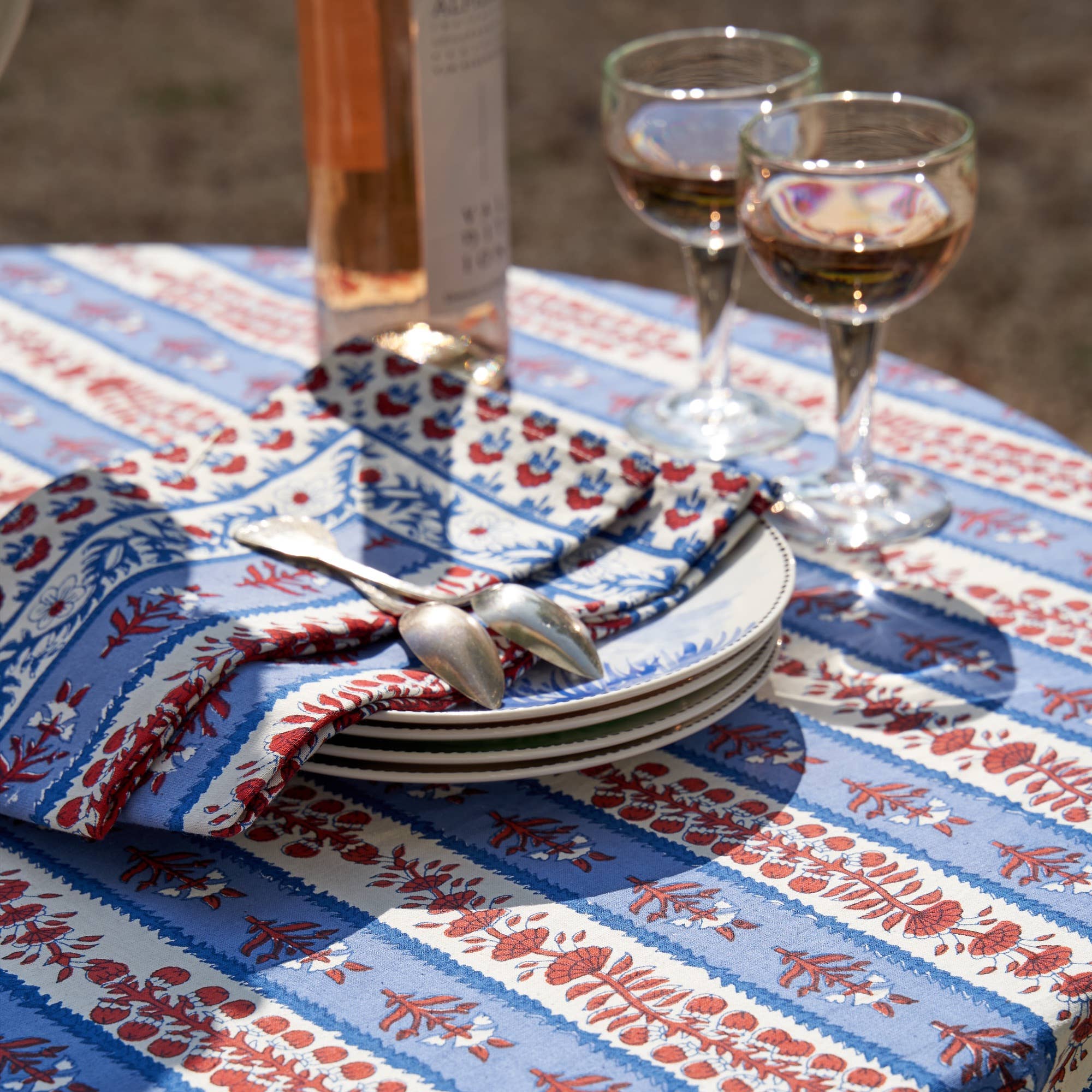 Couleur Nature - Wholesale Dinner & Cloth Napkin - Avignon Napkins Red & Blue Set of 63