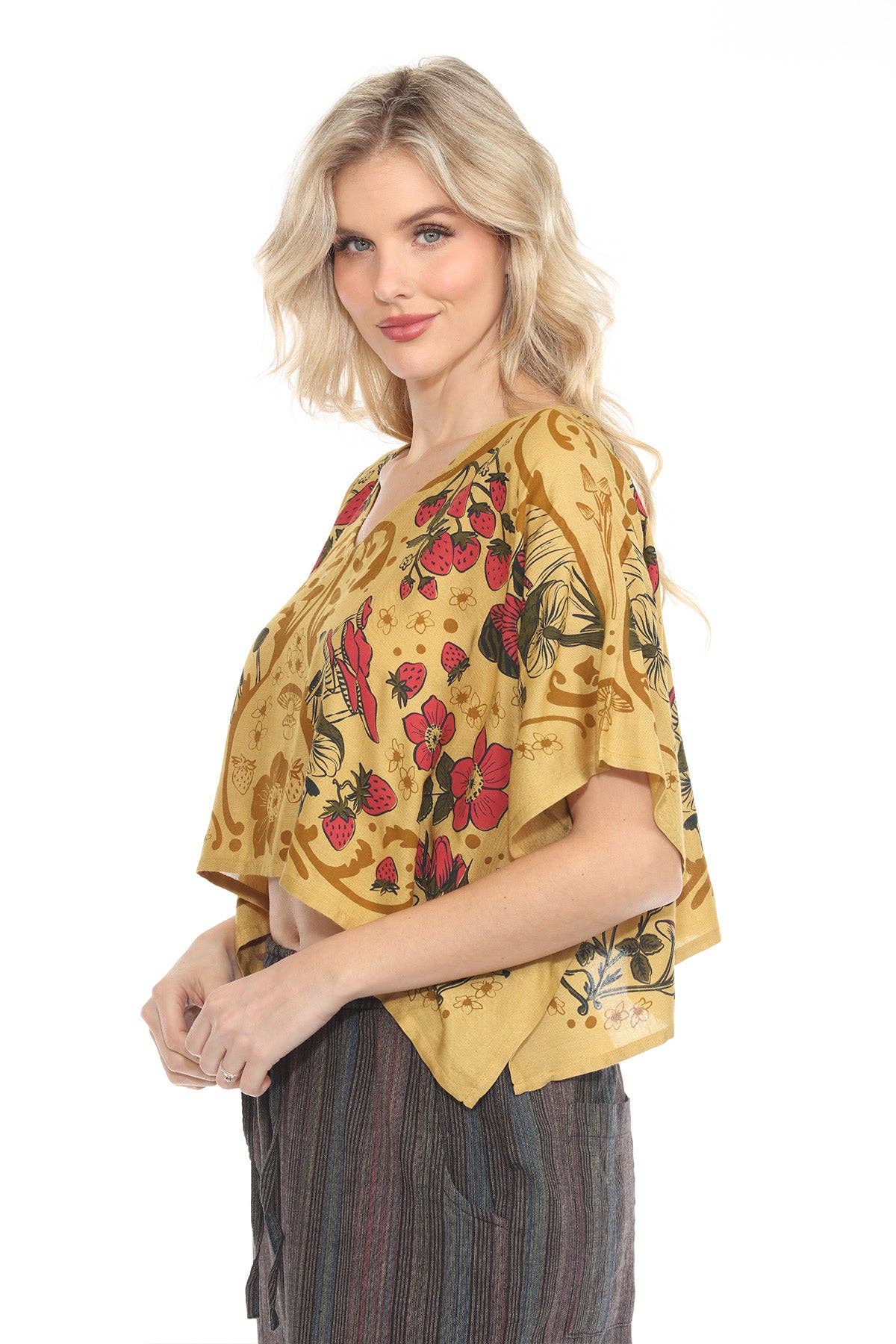 Lakhays Collection Inc. - Wholesale Blouse - Women's - Strawberry Frield Scarf Top4