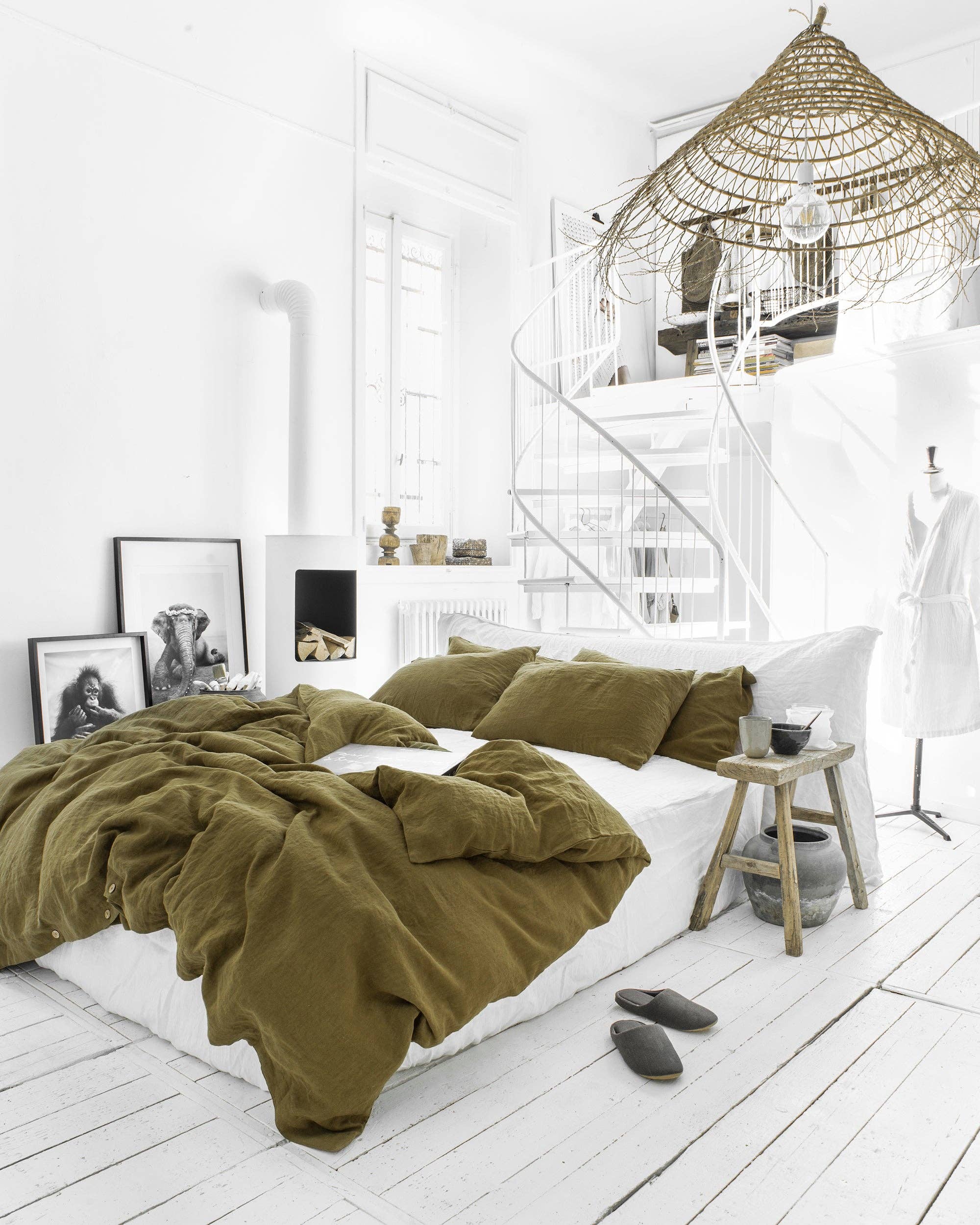 MagicLinen (We handle U.S. import procedures for you) - Wholesale Dekbedovertrek - Olijfgroene dekbedovertrek van linnen1