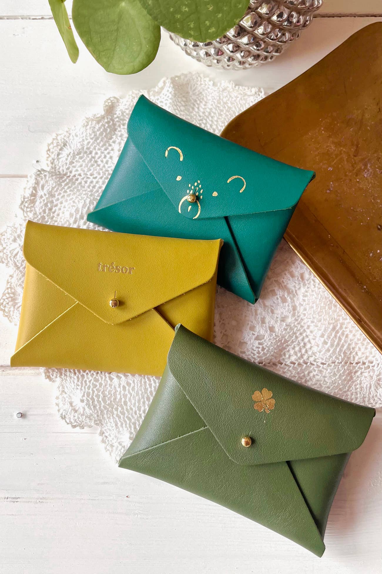 BARNABÉ AIME LE CAFÉ - Wholesale Card Holder - Women's - Leather envelope pouch / Card holder: Bichette, Love...1