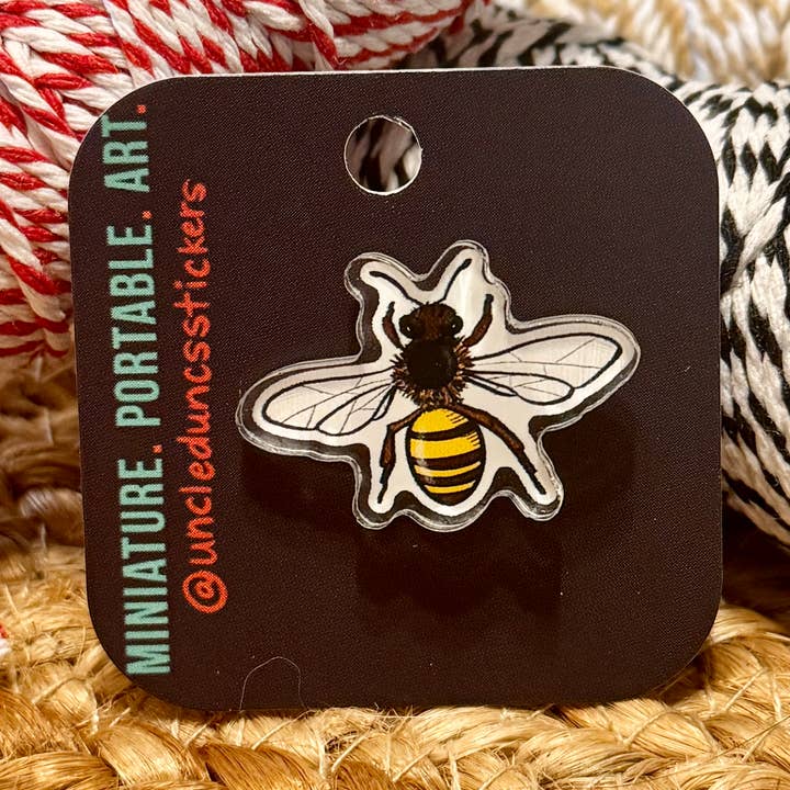 Uncle Dunc's Sticker Shoppe - Wholesale Lapel Pin/Button - Honey Bee Pin