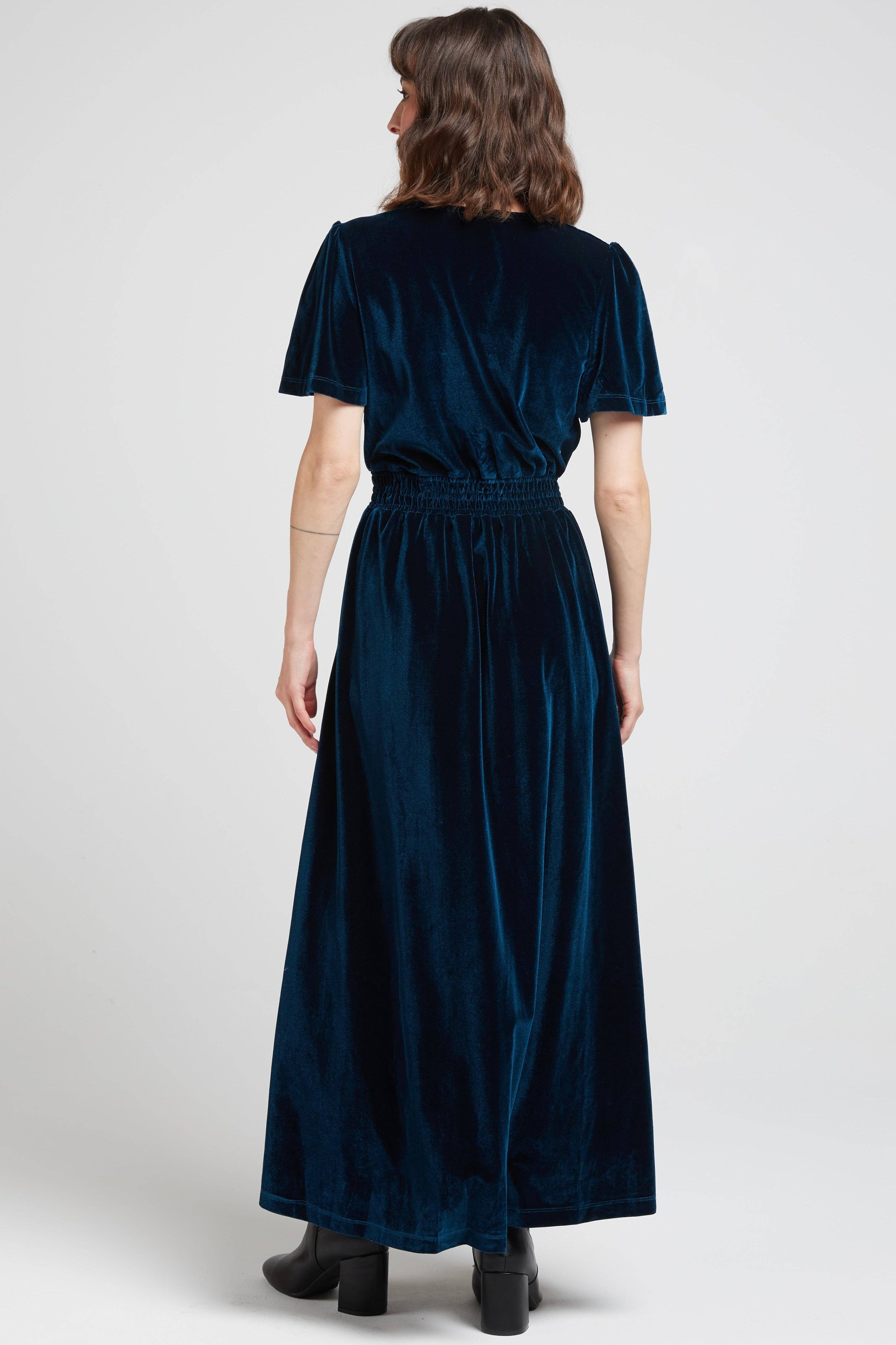 Andy & Lucy - Wholesale Dress - Women's - MILBURN - Long sleeve velvet dress11
