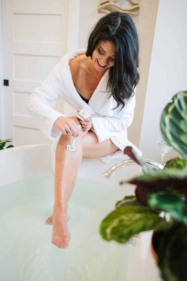 Pure & Coco | Organic Coconut Oil Skincare - Wholesale Facial Exfoliant/Scrub - LAVENDER & COCONUT Organic Coconut Oil Face and Body Polish4