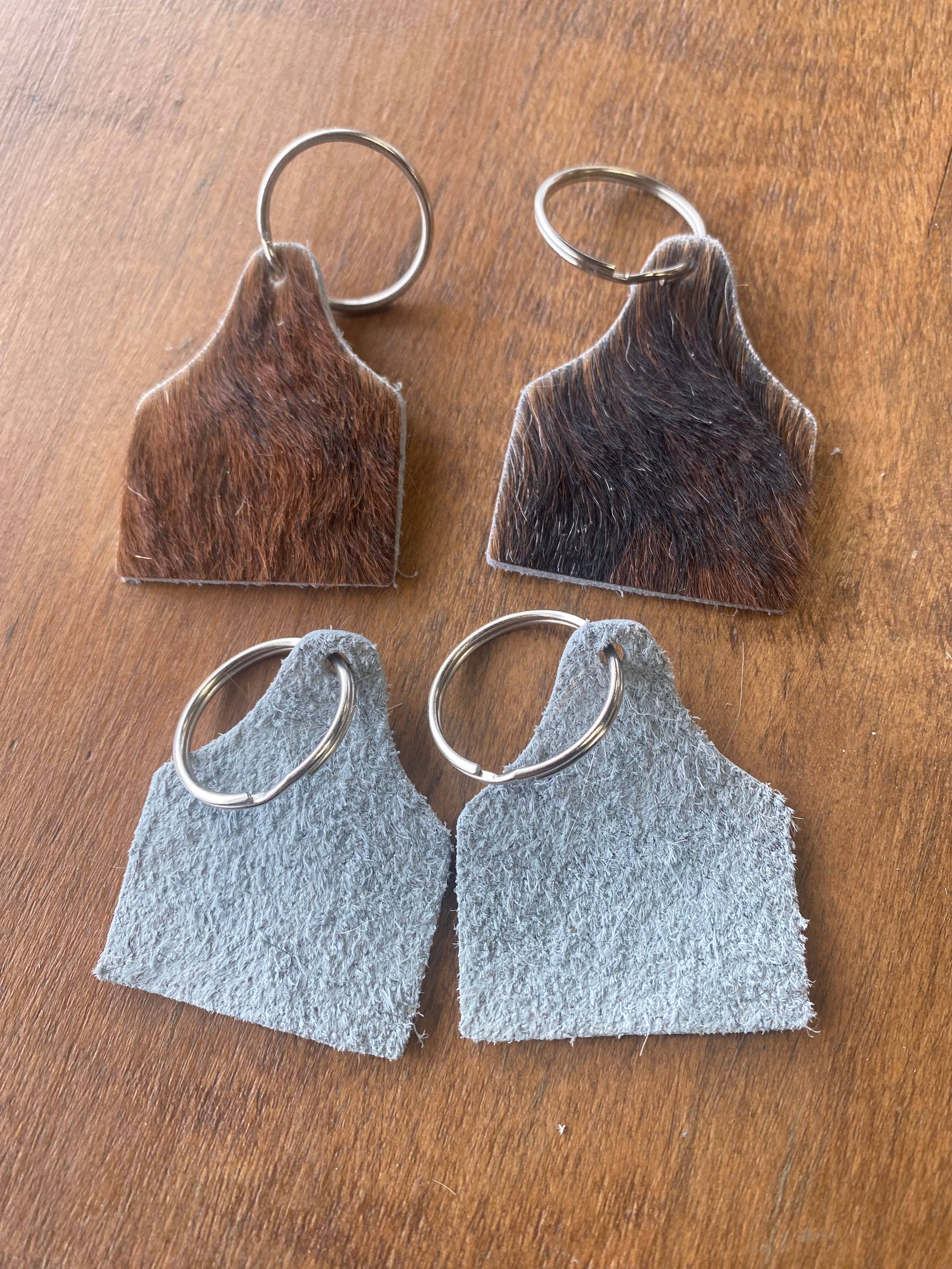 AB Tack Design - Wholesale Sleutelhanger - Dames - Haarkoeienprint oormerk sleutelhanger2