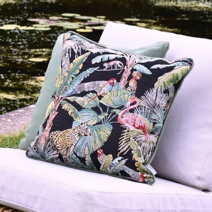 Coussin d'extérieur tissé à tuyaux réguliers tropicaux pour la vente par Hines of Oxford