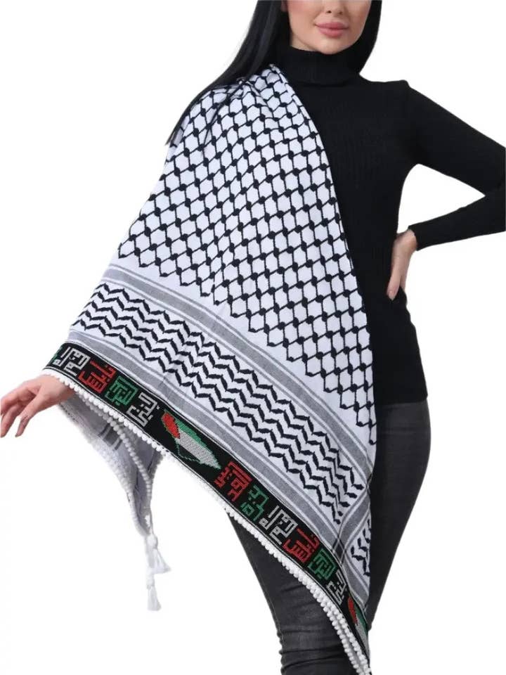 Broderad kuffiyeh med karta och städer i Palestina: Arv och elegans för wholesale av Palestinian Elegance