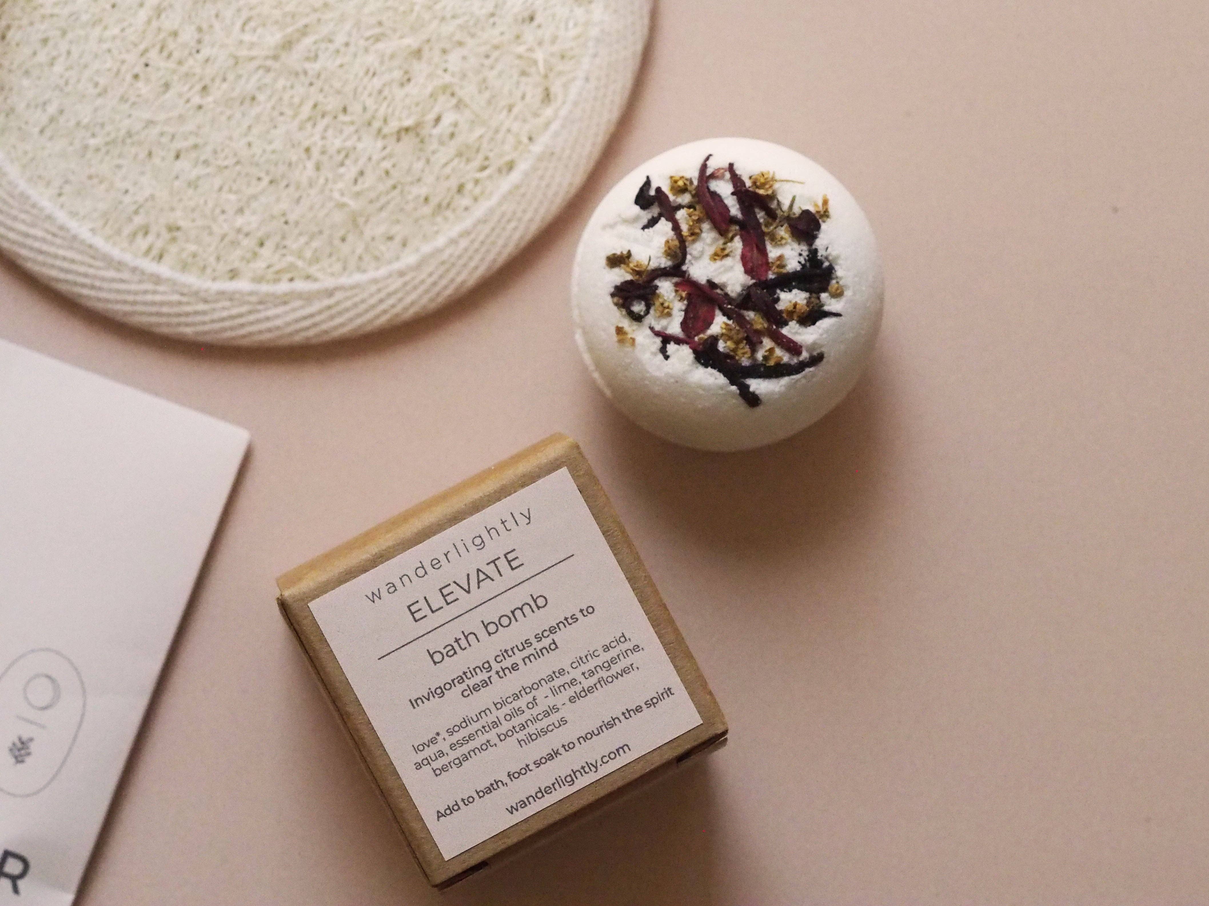 Wanderlightly - Wholesale Bath & Body Set - Mini Spa Hamper0