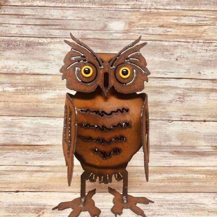 Universal Ironworks USA - Wholesale Sculpture - Owl Small Rustic Garden Sculpture Rusty Yard Art