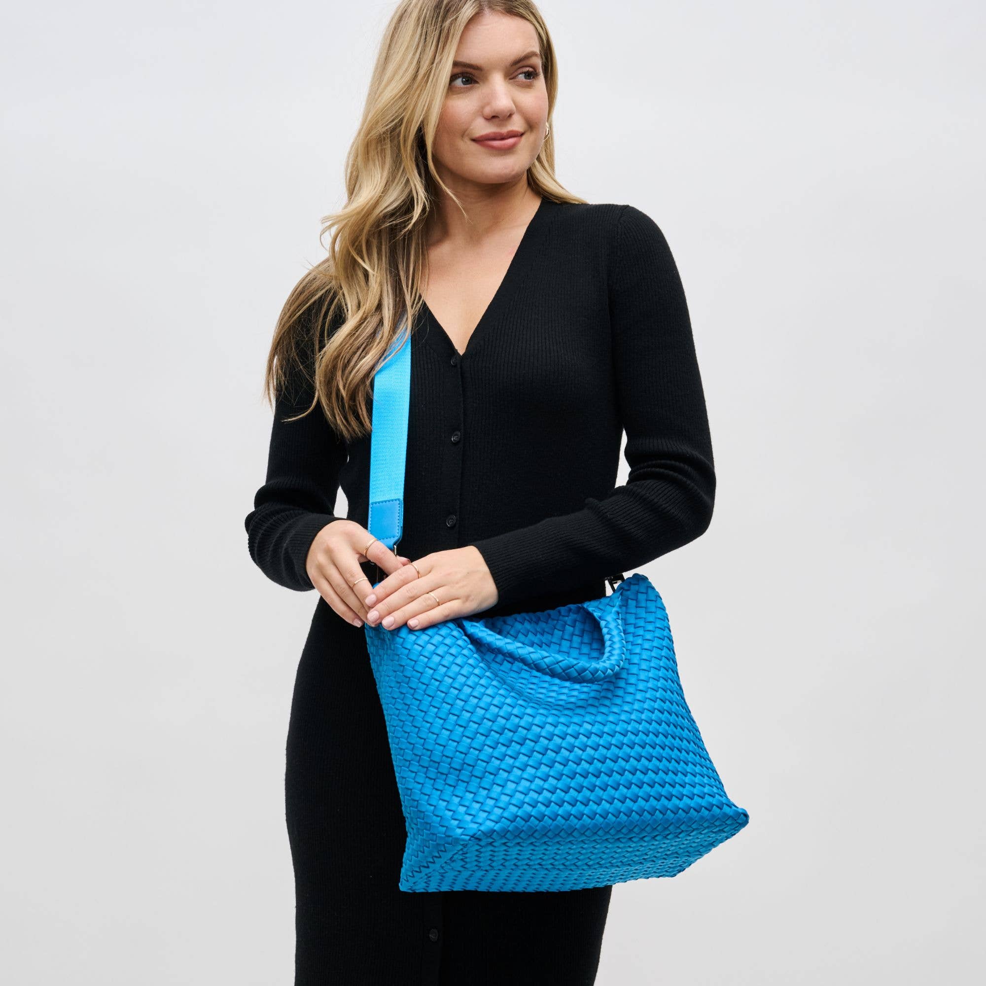 Sol and Selene - Vendita all'ingrosso Borsa tote - Donna - Borsa Media in Neoprene Intrecciato "Sky's The Limit"86