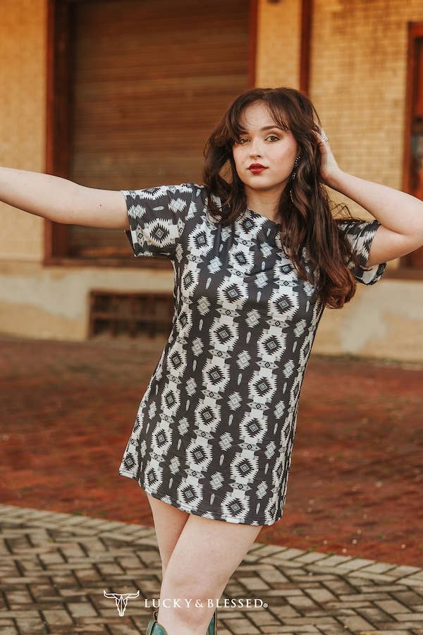 LUCKY & BLESSED - Wholesale Dress - Women's - Black Aztec Printed Short Sleeve Dress0