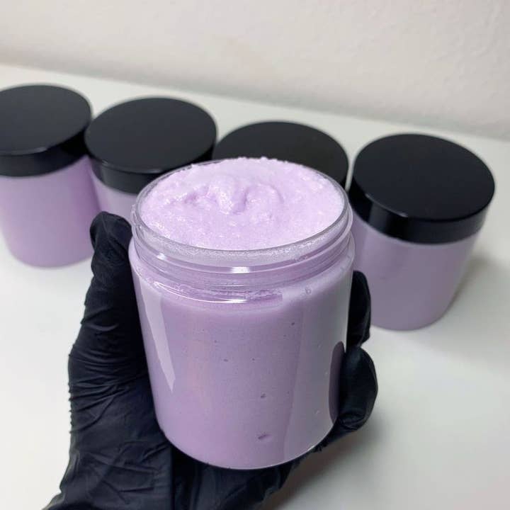 AUFHELLENDES KÖRPERPEELING für den Großhandel von Bob Private Label