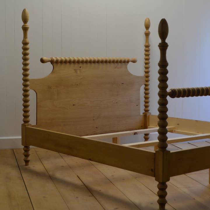 Handmade spool bed - Jenny Lind Spindle Bed Custom Size and Color for wholesale by Kids Wood Store