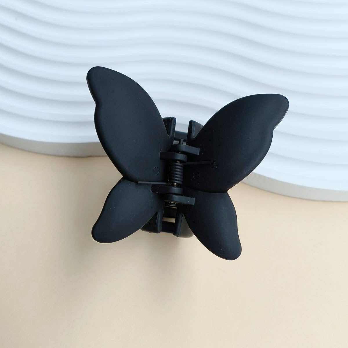 ACCITY - Wholesale Hair Clip - Women's - Matte Butterfly Hair Claw Clip – Strong & Stylish_CWAHA008738