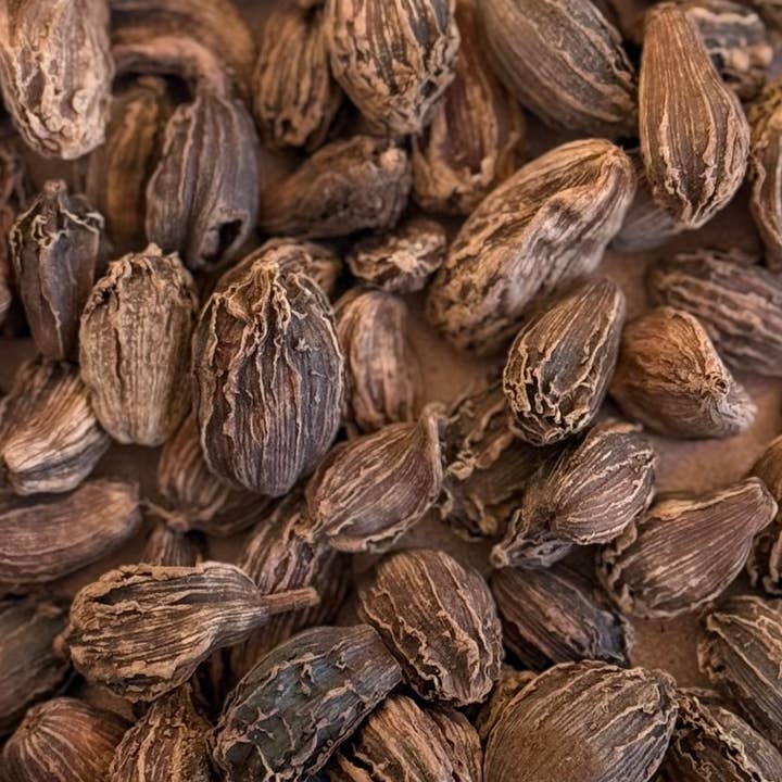 Sourcery - Wholesale Dried Spice - Smoky Black Cardamom1