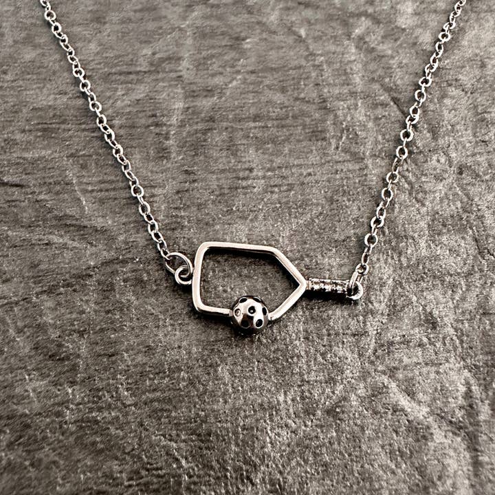 Born to Rally - Vendita all'ingrosso Collana con ciondolo/pendaglio - Collana in argento con connettore a forma di racchetta da pickleball3