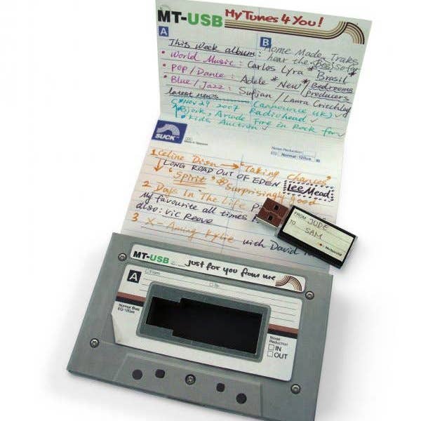 SUCK UK - Wholesale USB Flash Drive - Mix Tape USB Stick