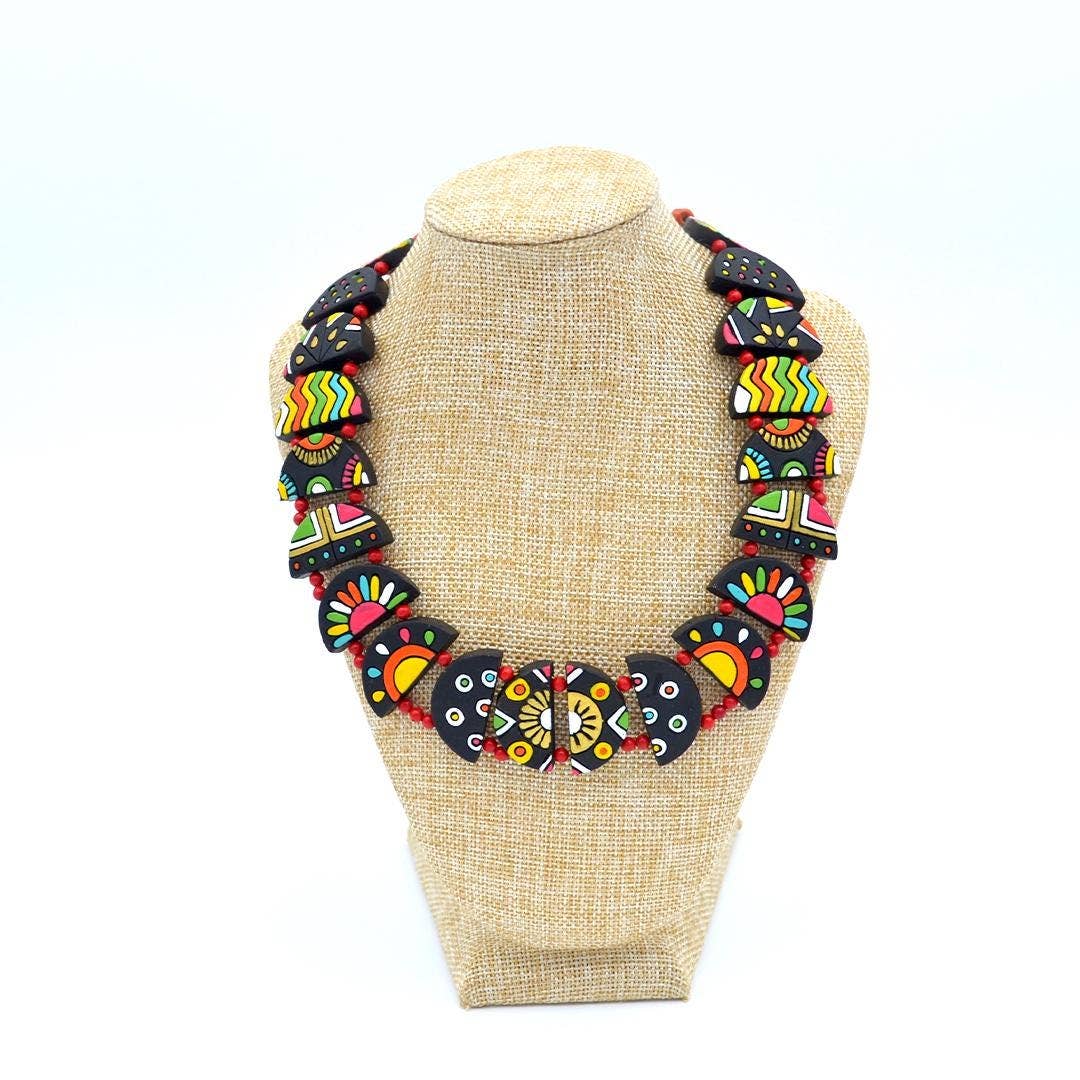 House of Kraft Jewelry & Accessories – wholesale Jewellery set – Celestial Jewelry Set | Clay Jewelry | Half Moon Jewelry8