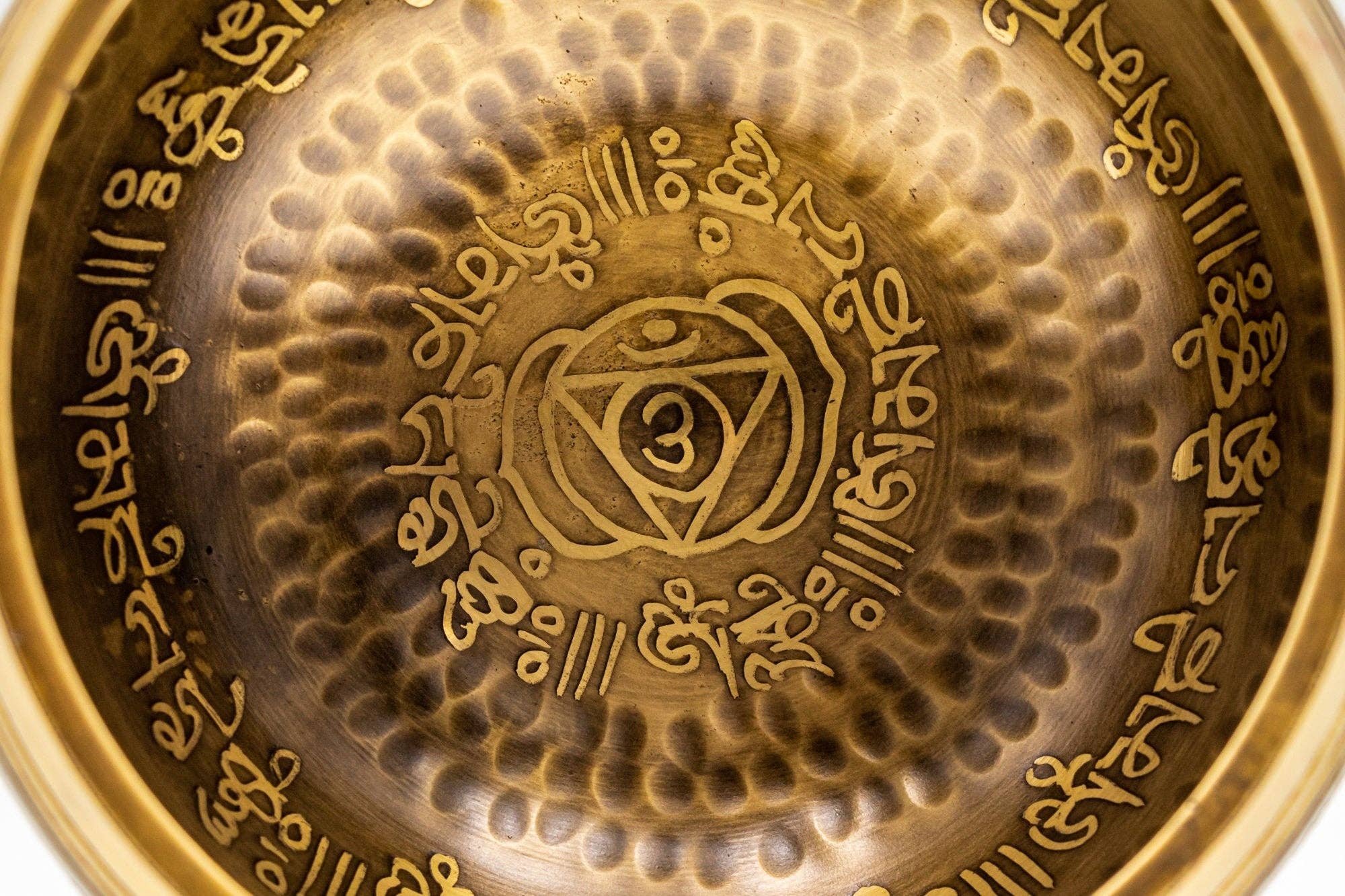 Fwosi - Wholesale Meditation Supplies - Tibetan Singing Bowl Set | Antique Mindfulness Bell Sound Bowl Mallet & Cushion | Meditation Bowl | Healing Bowl | Self-Care Gift1