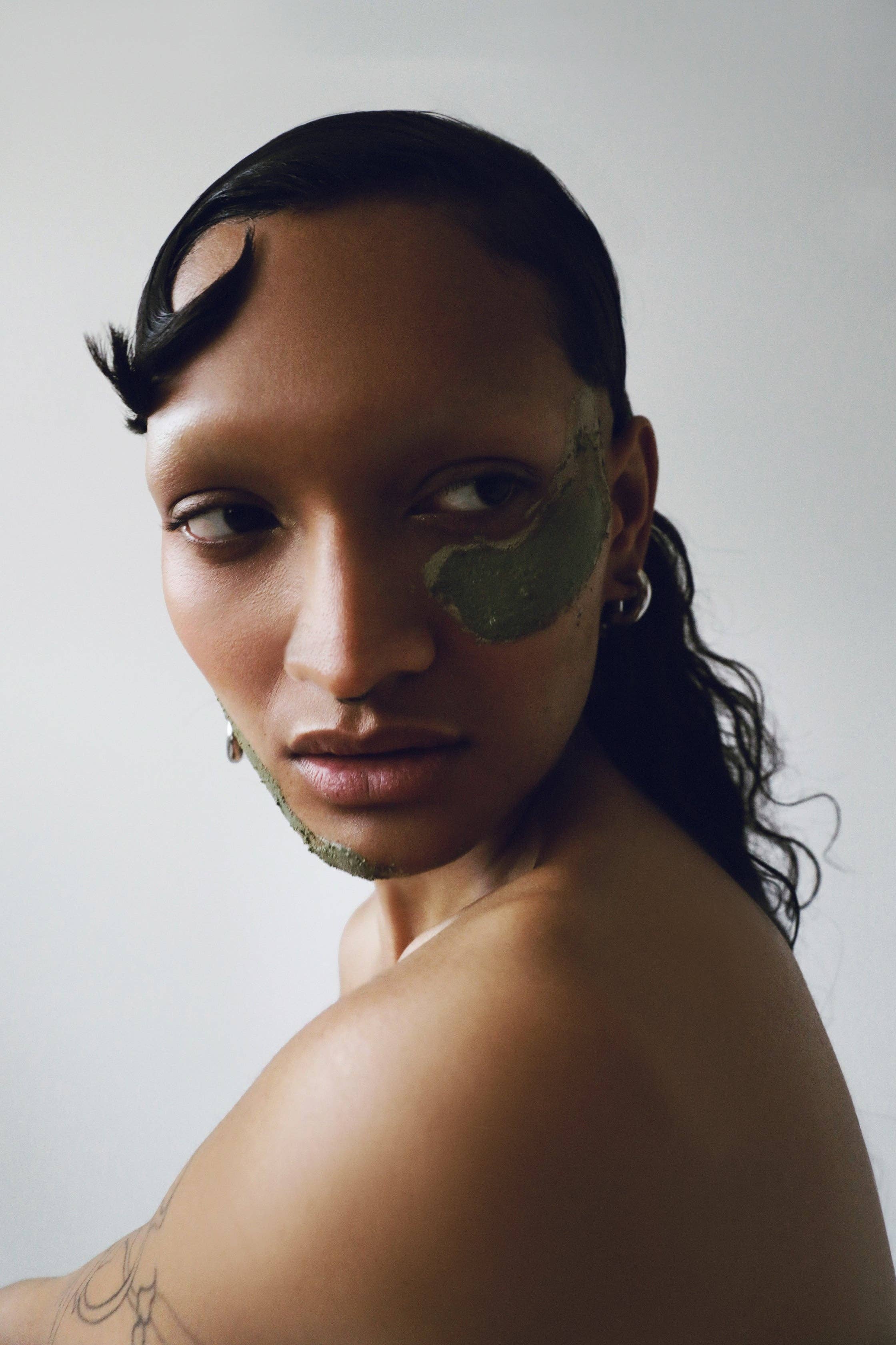 Menos Mas - Wholesale Skincare Face Mask - Matcha Mint Purifying Mask & Exfoliant3