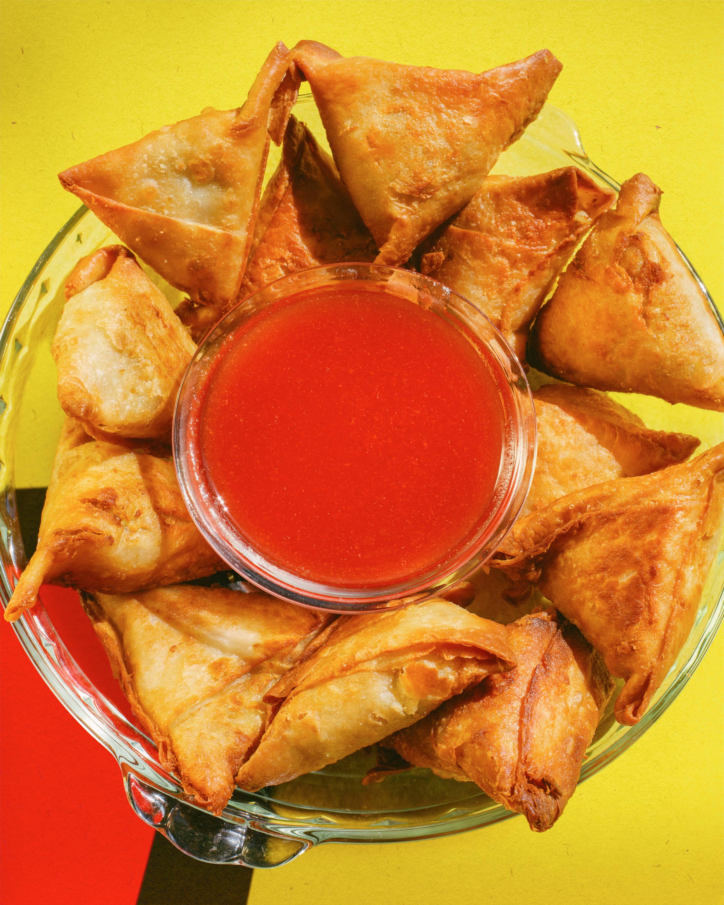 Agi’s Caribbean – Großhandel Haltbares Fertiggericht – Agis Hähnchen-Curry-Samosas2