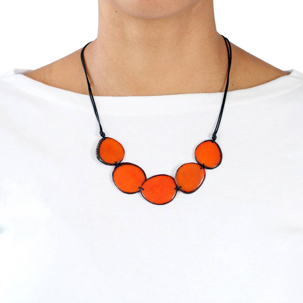 Muichic Natural Jewelry – Großhandel Perlenkette – Chips Tagua Halskette, handgefertigt, Fairtrade, leicht17
