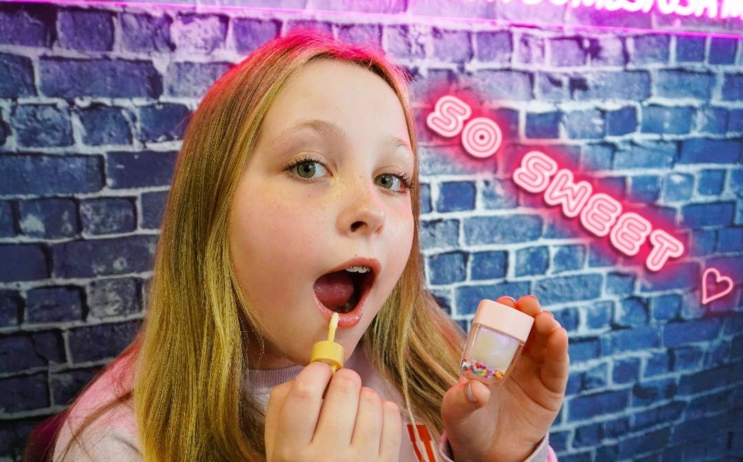 garb2ART - Wholesale Lip Gloss - Frosty Pop Lipgloss | Rainbow 2