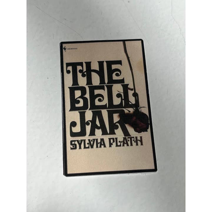 Literary by Ava - Venta al por mayor Pegatina - Pegatina de portada vintage del libro "La campana de cristal" de Sylvia Plath1