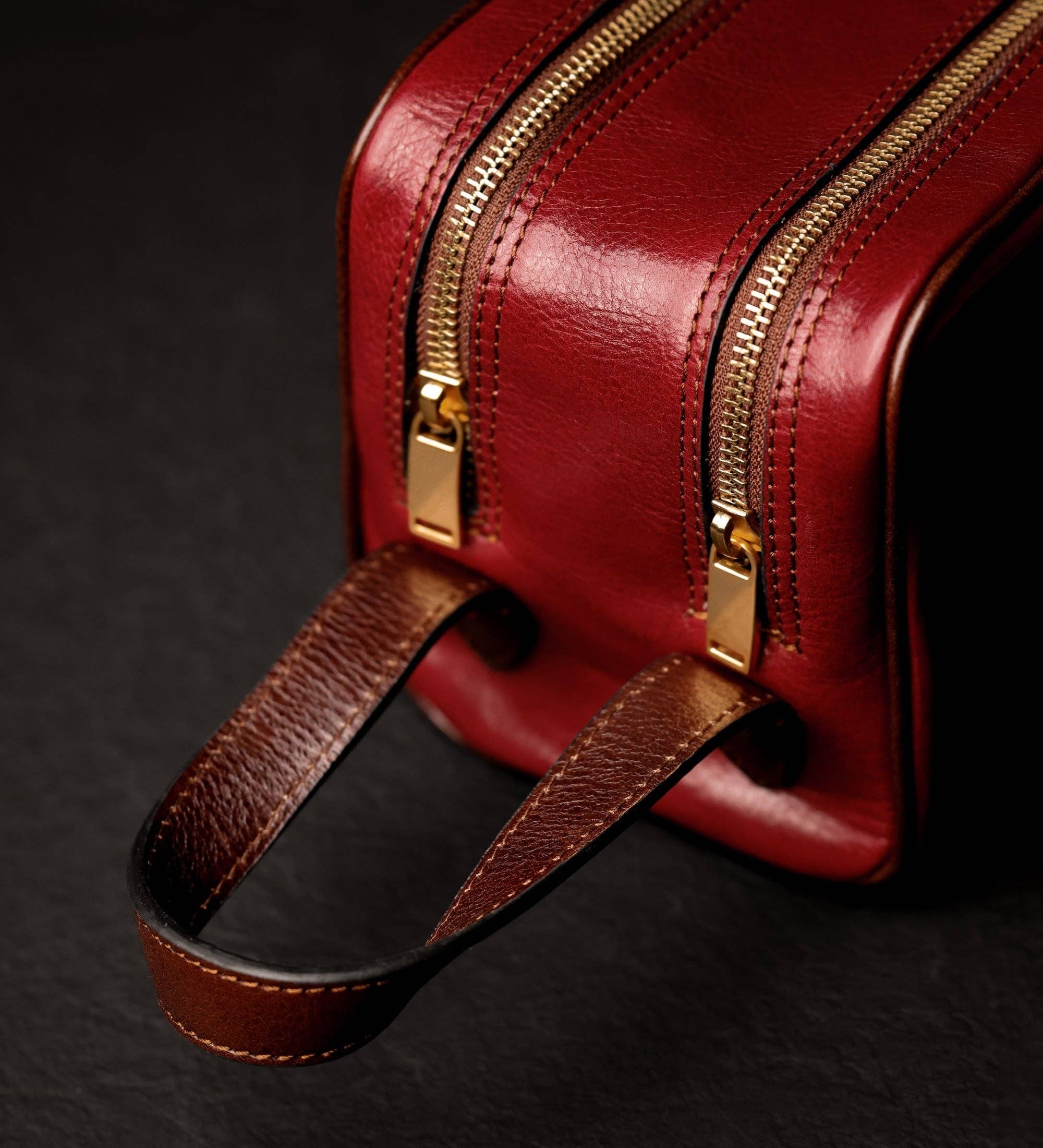 Time Resistance - Wholesale Make-up tas/toilettas - Leren Cosmetica Tas Dopp Kit - All the Kings Men49