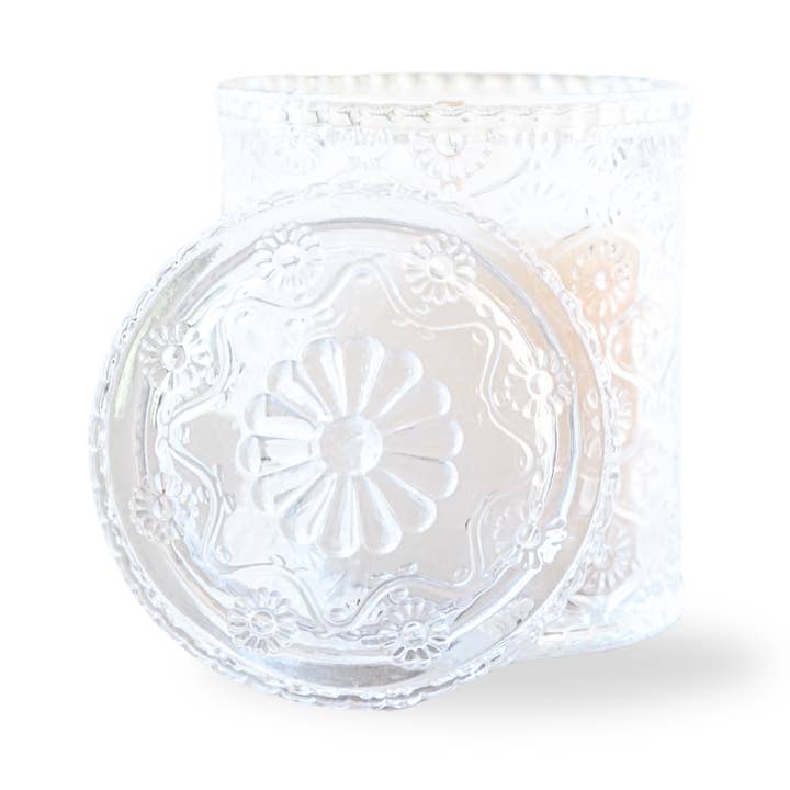 The Bluma, Fresh Linen Luxury 9oz Candle for wholesale by Meaningful Mantras