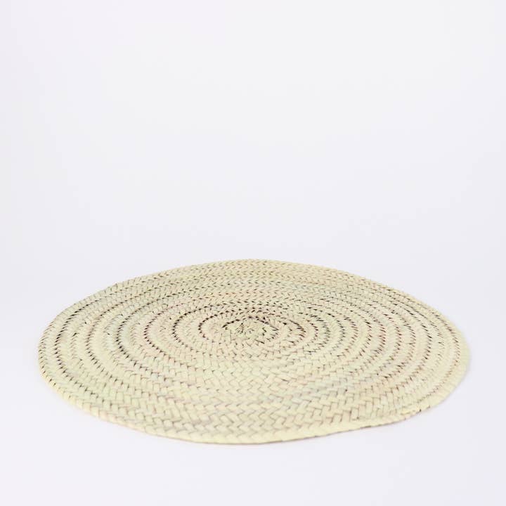 SOCCO Designs - Wholesale Placemat - Straw Round Placemat