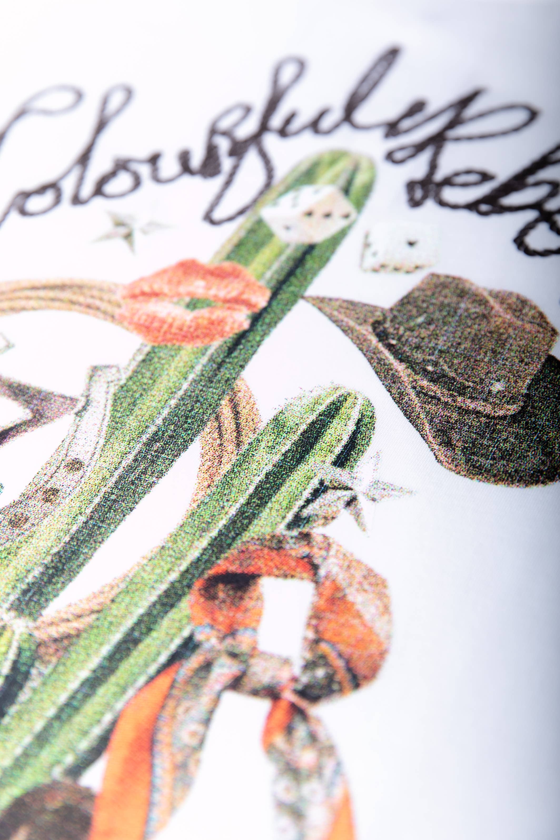 Branco padrão T-shirt Cowgirl Colourful Rebel | Branco padrão para venda a revendedores na Faire2