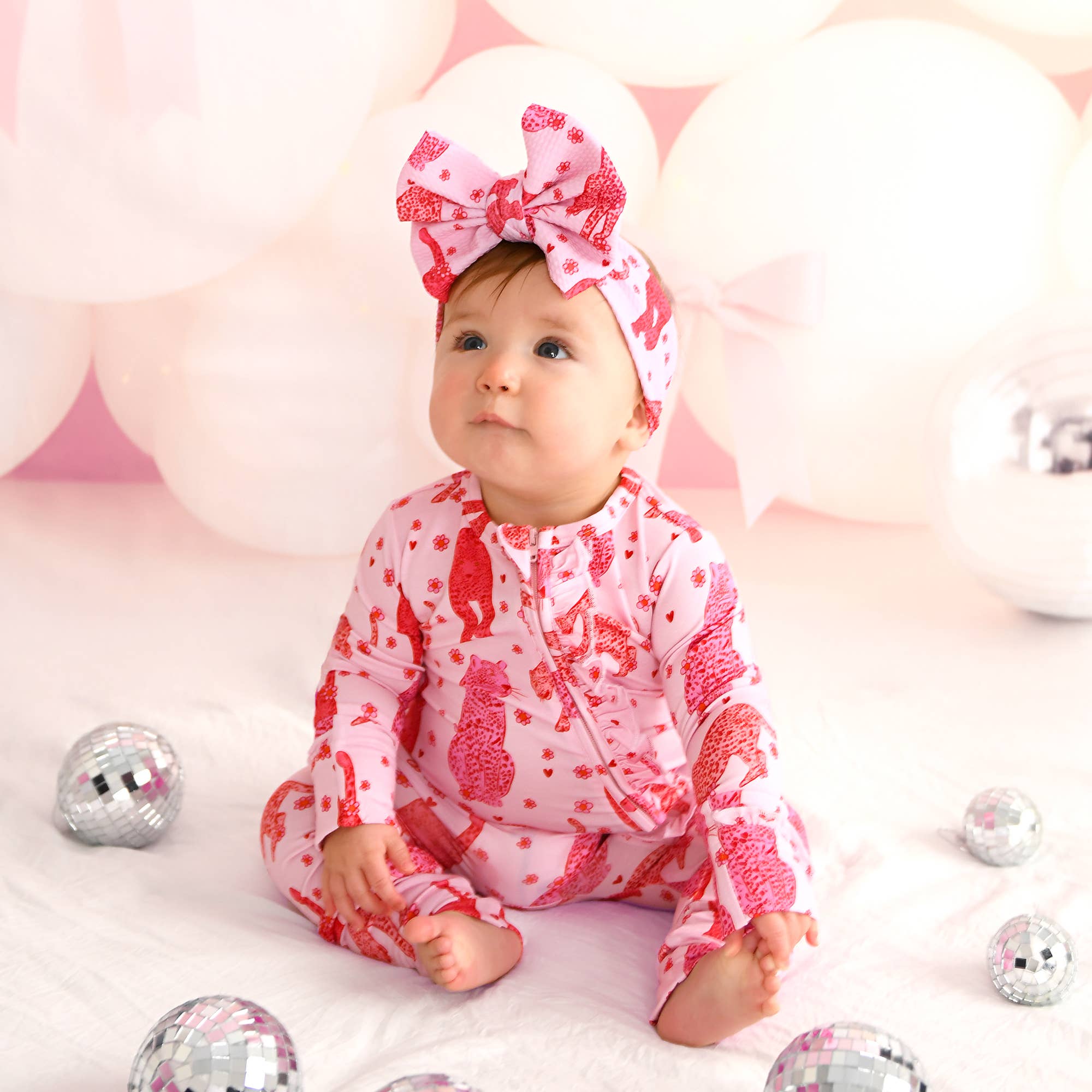 Gigi and Max – Engroshandel Romper - Baby – Cambrie RUFFLE ZIP Valentinsdag Bambus 1ST To-vejs Lynlås10