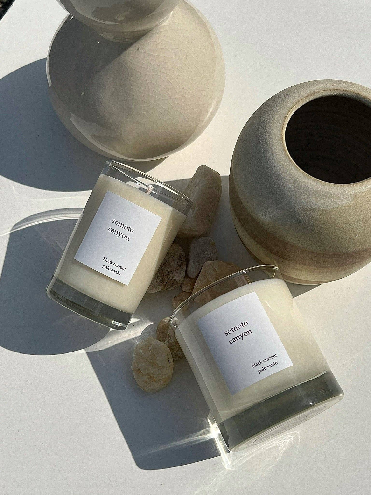 White Undyed Somoto Canyon Candle / Available in 5oz & 8oz for wholesale on Faire4