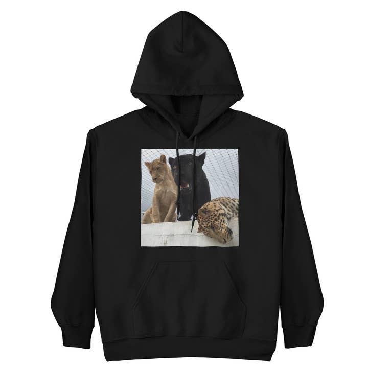 MOLETOM COM CAPUZ “3 PANTERAS” PRETO por atacado de LAU THE LABEL