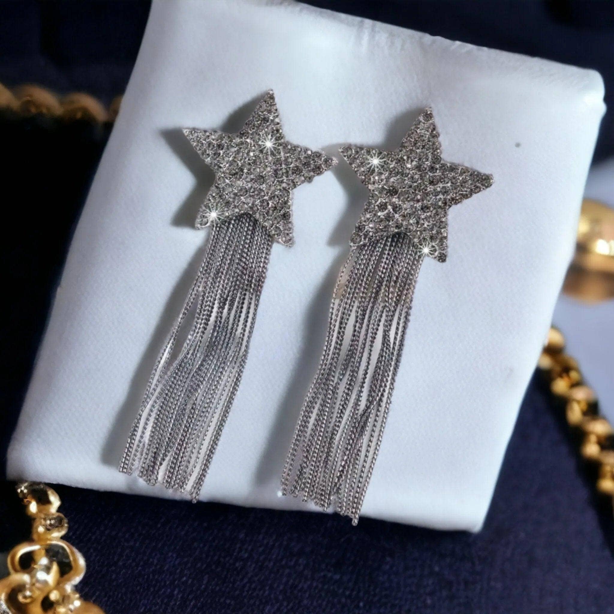 The Bling Barn – wholesale Tofsörhängen – Dollywood är stjärnan i showen örhängen1