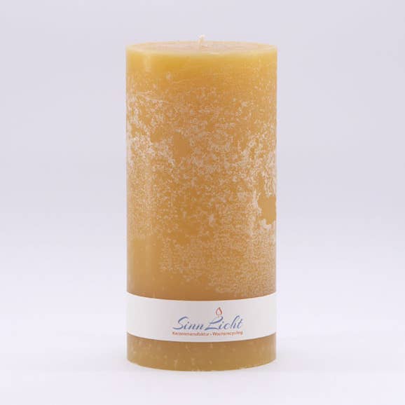 Rustik gul pelarljus | Ø 9,4 cm, höjd 19 cm för wholesale av SinnLicht