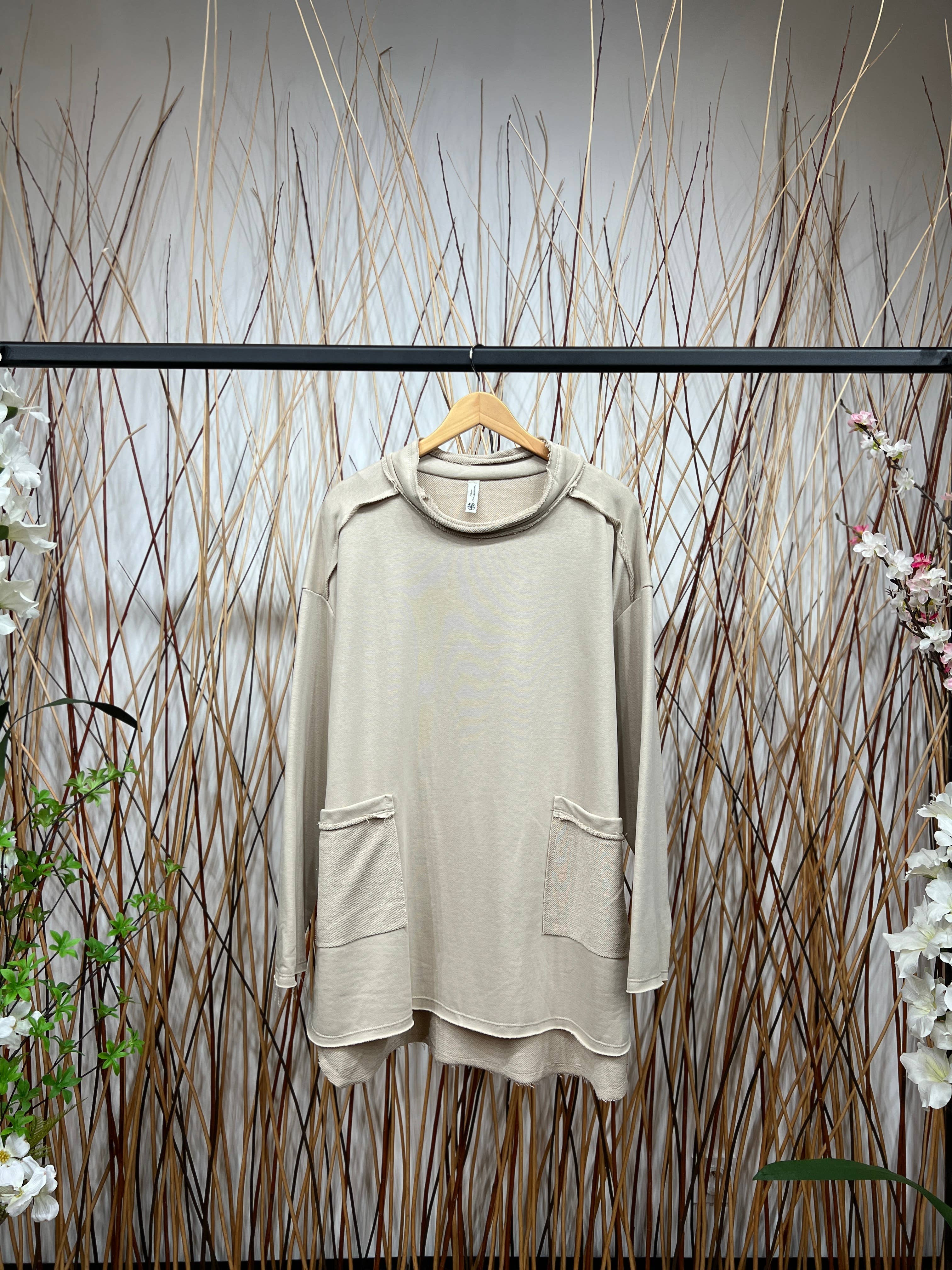 L'Emotion - Wholesale Sweatshirt - Women's - Cotton Large Functional Pockets Tunic Sweatshirt    5