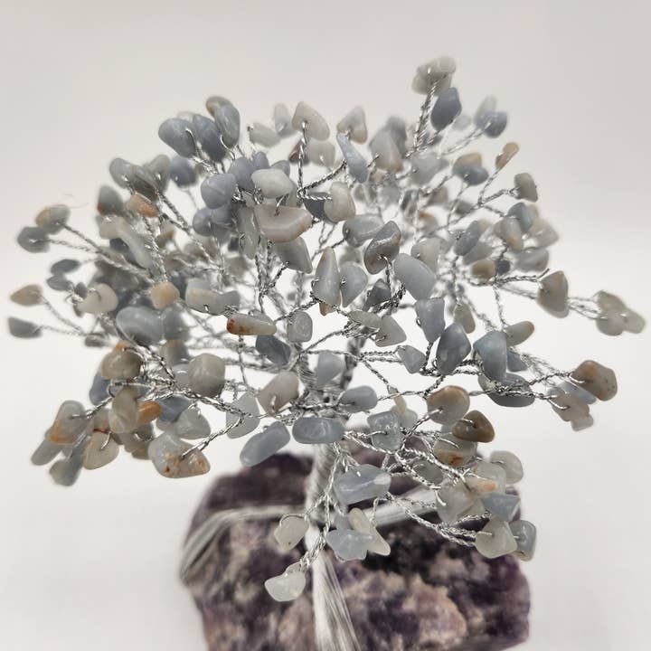 Meraki Gemstones – Engroshandel Spirituelle sten og krystaller – Ædelstenstræ-Engelsten/Chevron Ametyst Base m/Sølvtråd