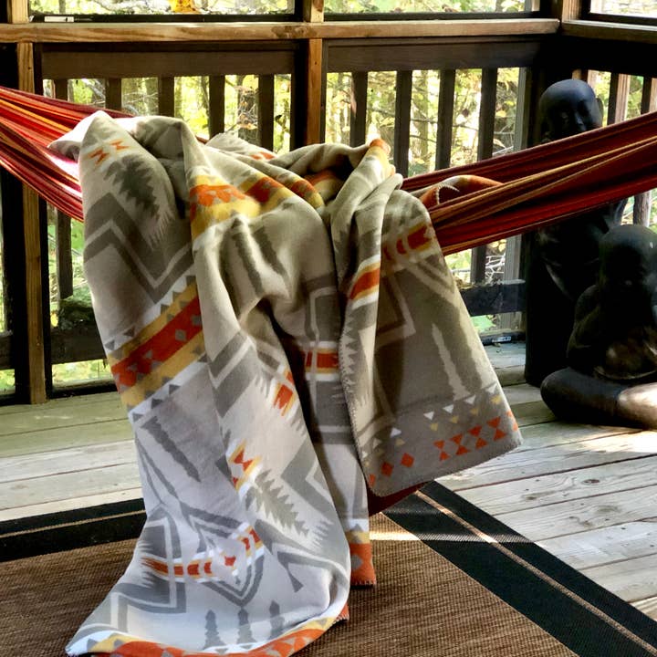 Follow Your True North - Wholesale Throw Blanket - Absaroka Blanket1