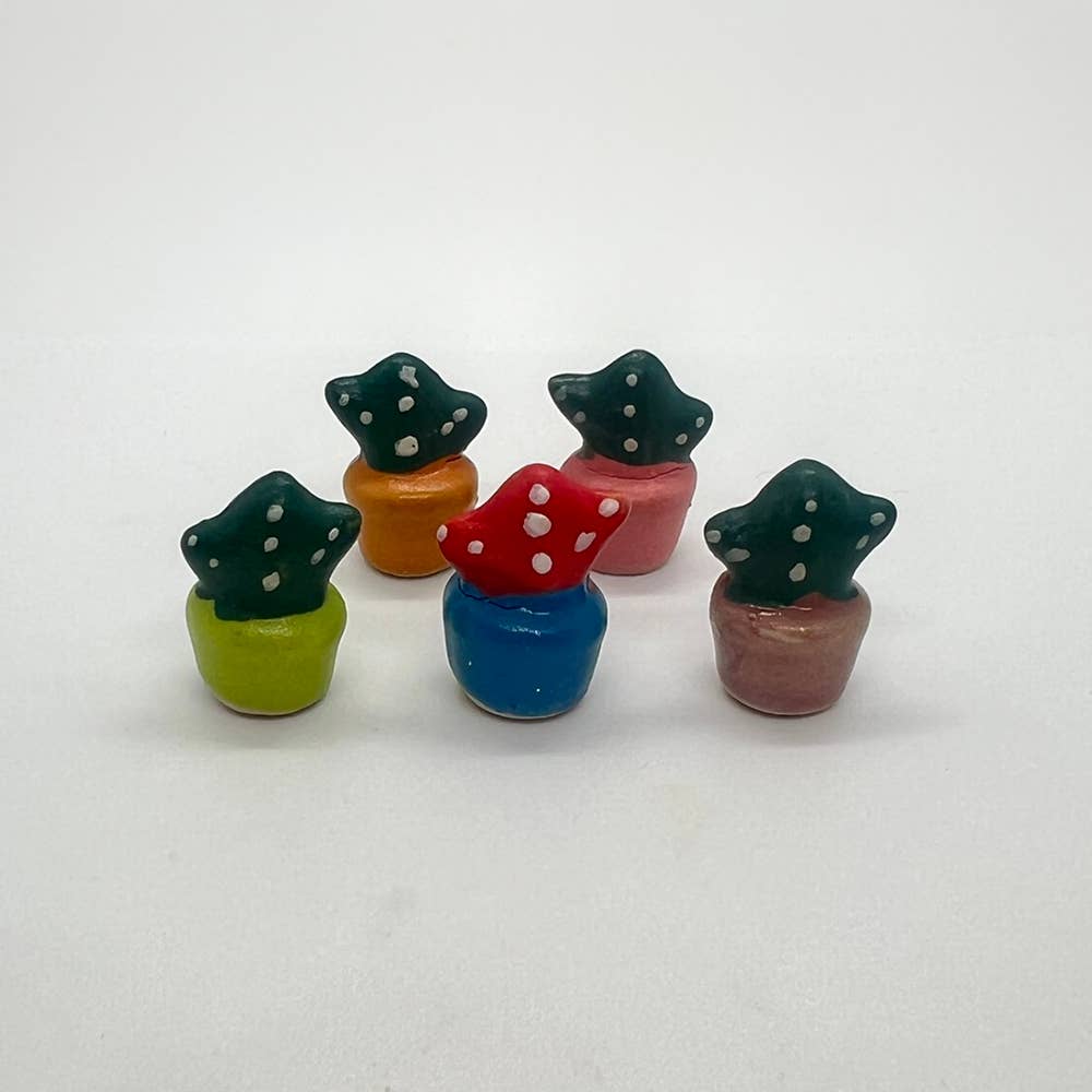 VIE - Wholesale Decorative Figurine - Mini Ceramic Figurine, Assorted Colour, Approx. 2cm23